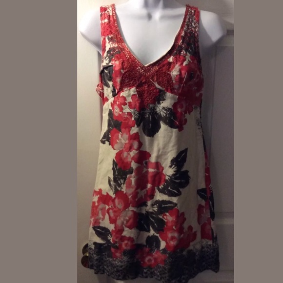 FREE PEOPLE Red Floral Dress Embroidered Details Gray Ivory Shift Sheath Cotton - Picture 8 of 8